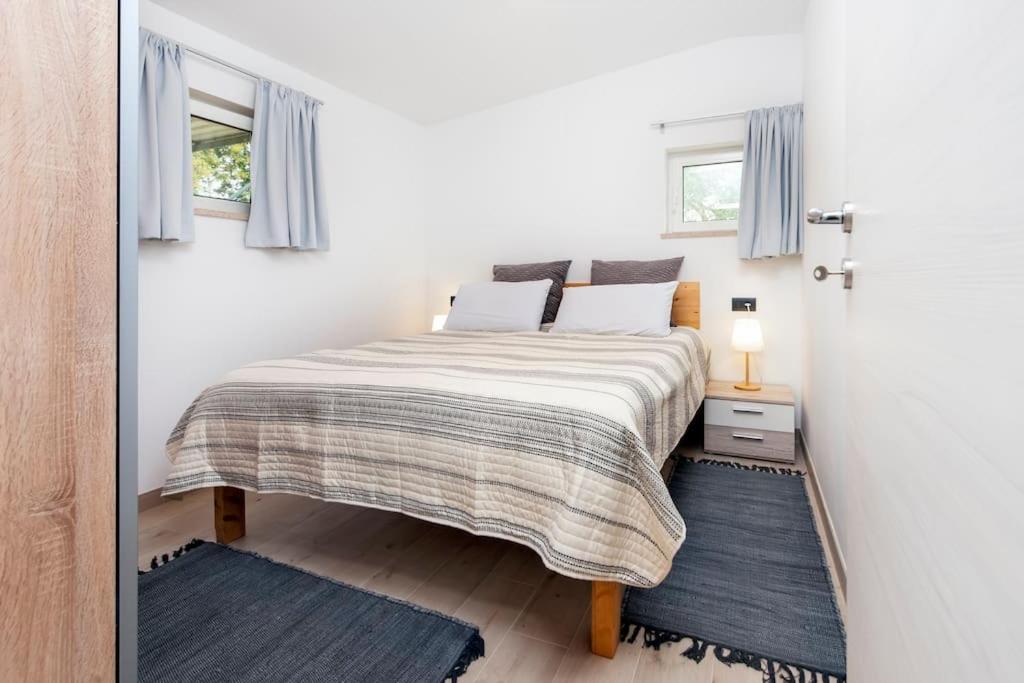 Kuca Za Odmor Toncas Villa Rovinj Exteriör bild
